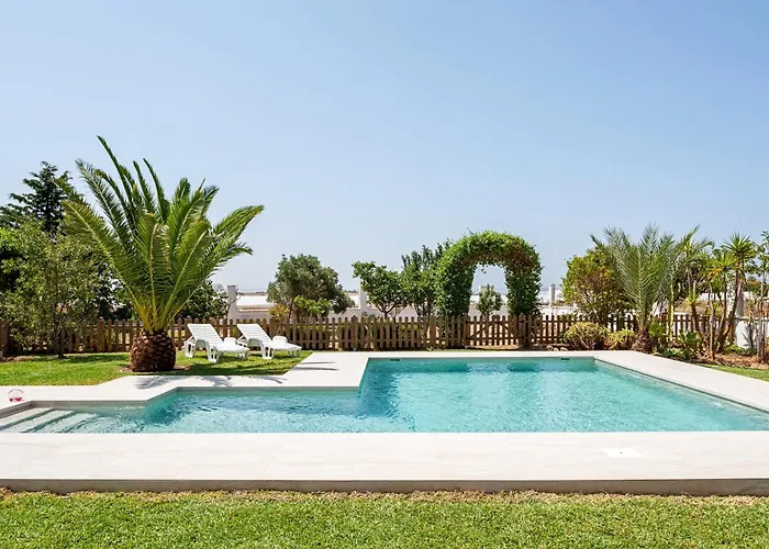 Casa Huerto Del Pitorreo * كونيل ذي لا فرونتيرا